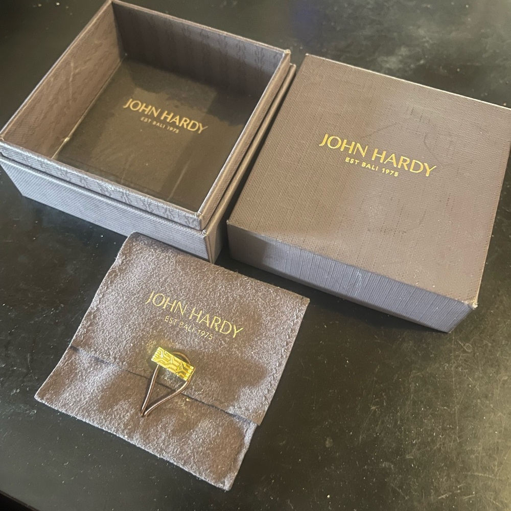 John Hardy 18K Gold and Sterling Silver Braided Ring - Picture 13 of 13